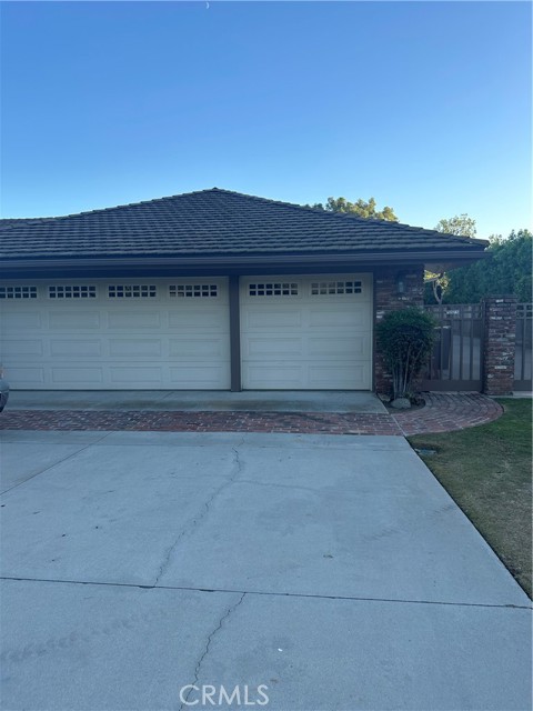 Detail Gallery Image 2 of 30 For 18122 Peppergrove Ave, Yorba Linda,  CA 92886 - 3 Beds | 2/1 Baths