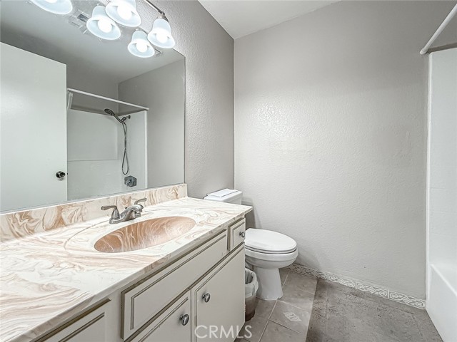 Detail Gallery Image 25 of 39 For 152 Maegan Pl #8,  Thousand Oaks,  CA 91362 - 3 Beds | 2/1 Baths