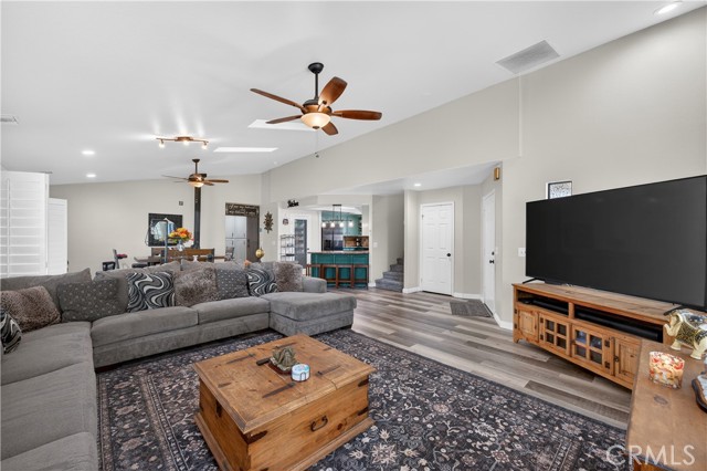 Detail Gallery Image 2 of 75 For 9902 Avenida Miravilla, Cherry Valley,  CA 92223 - 4 Beds | 2 Baths