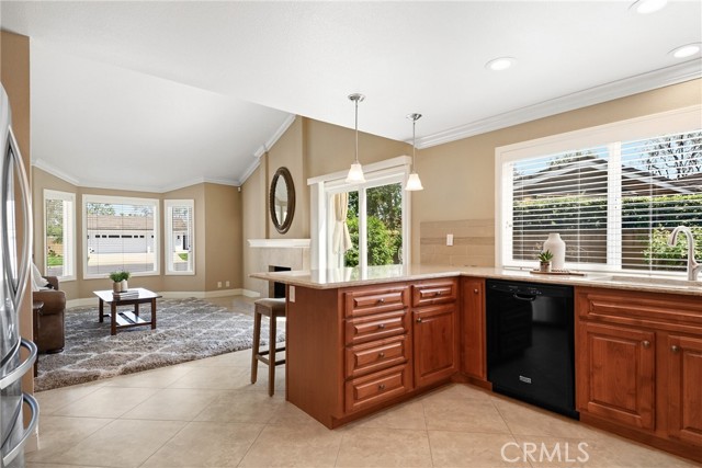 Detail Gallery Image 25 of 69 For 5387 via Ramon Rd, Yorba Linda,  CA 92887 - 3 Beds | 2 Baths