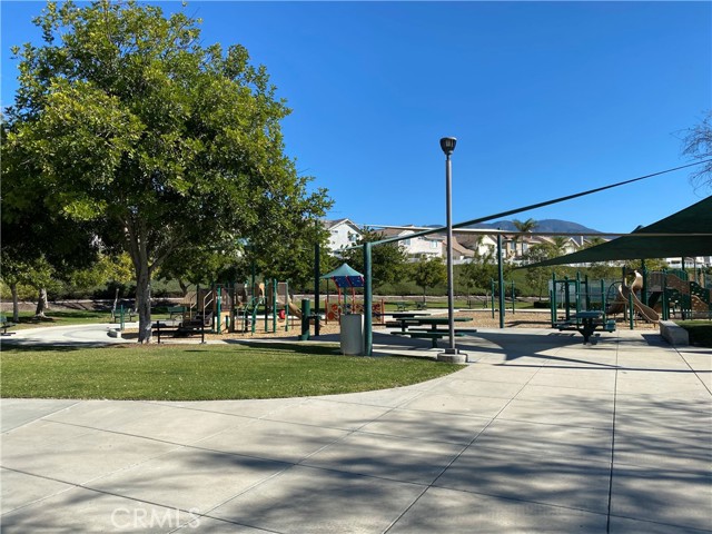 Detail Gallery Image 40 of 41 For 1 Espalier Dr, Lake Forest,  CA 92610 - 6 Beds | 3/1 Baths