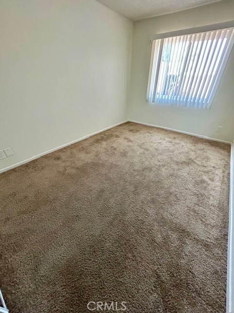 Image 12 of 15 For 68460 Kings Road E