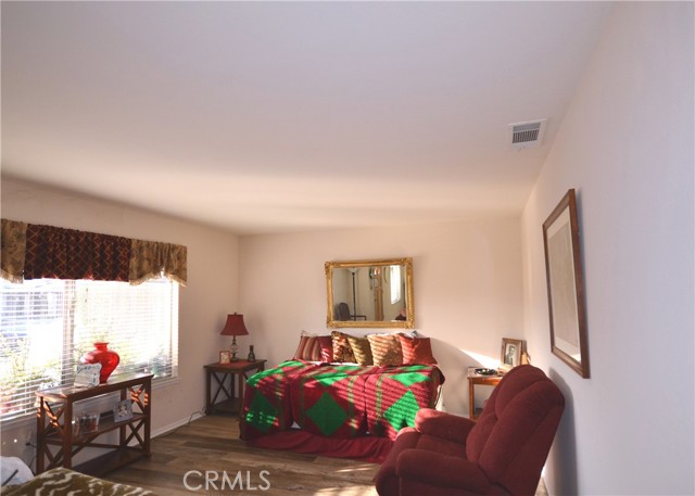27958 Foxfire Street, Menifee CA: https://media.crmls.org/medias/cafa5a46-134c-4b77-bc03-ad5d967561be.jpg
