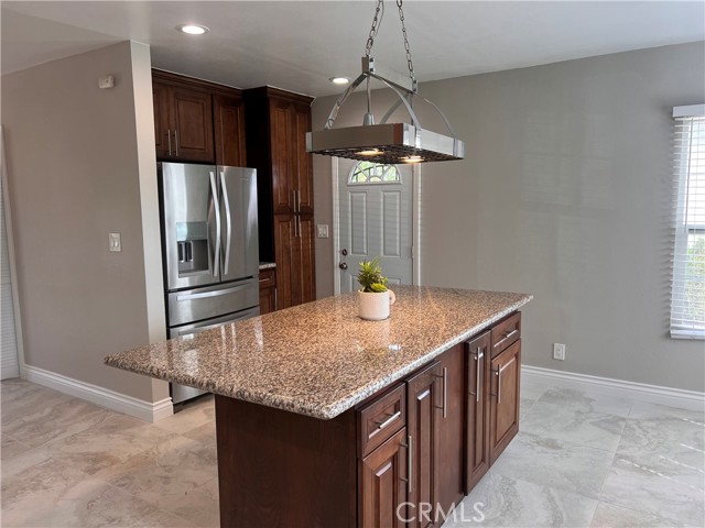 Detail Gallery Image 6 of 25 For 935 N 1st, Upland,  CA 91786 - 3 Beds | 2 Baths