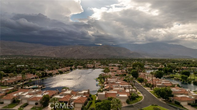 Detail Gallery Image 4 of 41 For 17 Bellisimo Ct, Rancho Mirage,  CA 92270 - 5 Beds | 3/1 Baths