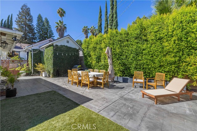 22227 Avenue San Luis photo 31