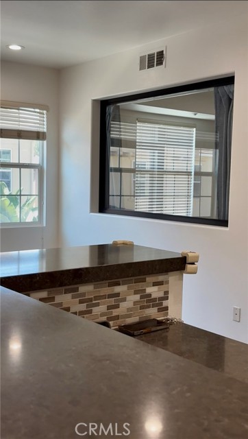 Detail Gallery Image 9 of 21 For 384 Quail, Irvine,  CA 92603 - 2 Beds | 2 Baths