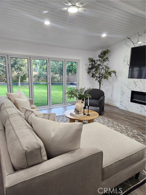 Detail Gallery Image 19 of 35 For 1626 E 15th St, Santa Ana,  CA 92701 - 4 Beds | 2 Baths