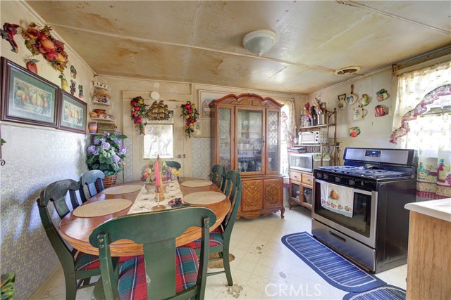 Detail Gallery Image 55 of 75 For 1550 Main St, Cambria,  CA 93428 - 7 Beds | 5/1 Baths