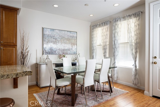 Detail Gallery Image 8 of 26 For 189 Groveland, Irvine,  CA 92620 - 2 Beds | 2/1 Baths