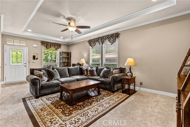 15455 Glenoaks, 481 photo 11