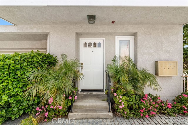 2421 Hill Lane, Redondo Beach, California 90278, 3 Bedrooms Bedrooms, ,2 BathroomsBathrooms,Residential,Sold,Hill,SB22161508