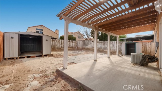 Detail Gallery Image 22 of 32 For 13319 Anza Ct, Victorville,  CA 92392 - 3 Beds | 2/1 Baths