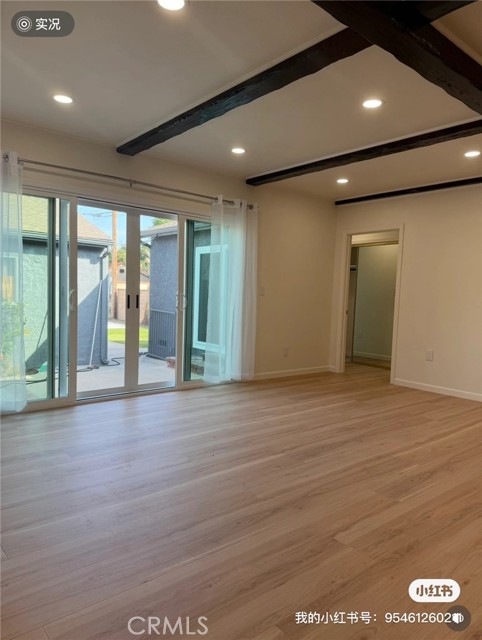 Detail Gallery Image 4 of 10 For 1234 N Ontario, Burbank,  CA 91505 - 3 Beds | 3 Baths