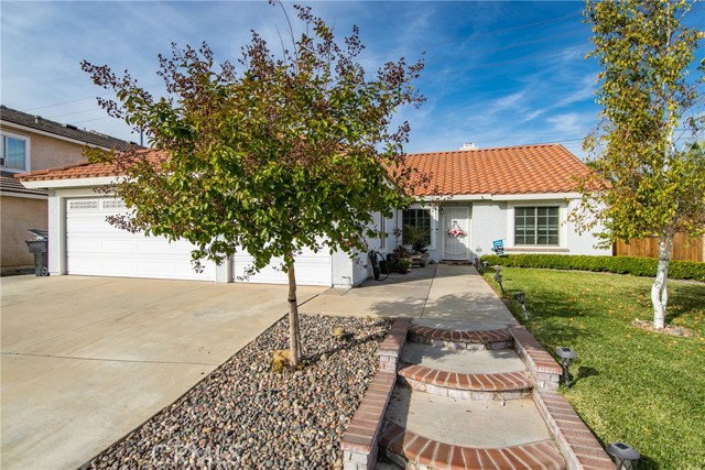 Image 3 for 14970 Fernleaf St, Fontana, CA 92336