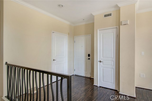 3270 Watermarke Place, Irvine CA: https://media.crmls.org/medias/cb04f31a-caa6-4232-9562-8cdd2ec5c23f.jpg