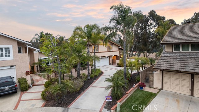 Detail Gallery Image 3 of 75 For 26921 Safiro, Mission Viejo,  CA 92691 - 4 Beds | 2/1 Baths