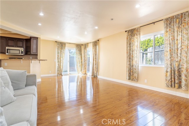 Front Image Thumbnail for CRSR26013253