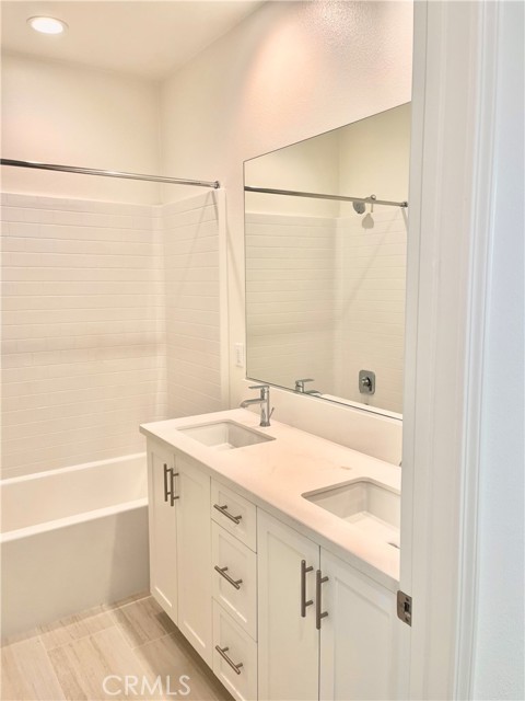 Detail Gallery Image 15 of 17 For 10895 Carlos St, Ventura,  CA 93004 - 3 Beds | 2/1 Baths