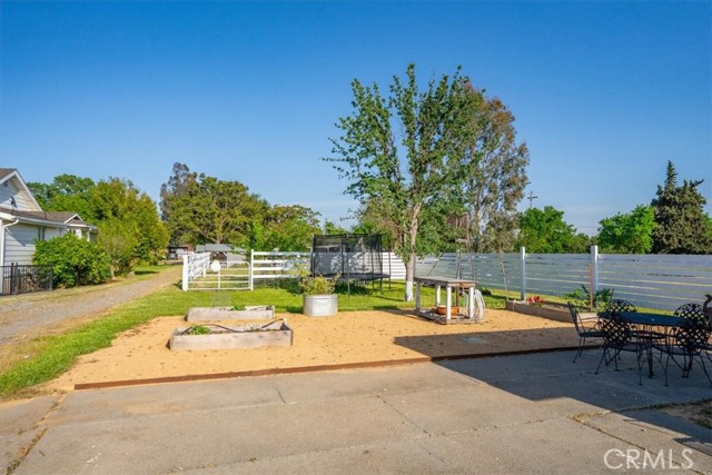 8791 Fox Street, Los Molinos CA: https://media.crmls.org/medias/cb05e8d4-7838-47f9-a1d4-985ce4ec183f.jpg