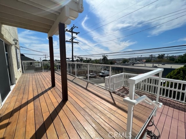 MLS# LG23181531