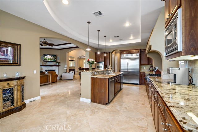 Detail Gallery Image 21 of 48 For 39415 Calle Anita, Temecula,  CA 92592 - 4 Beds | 4/1 Baths
