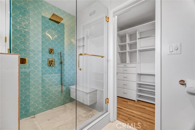 Detail Gallery Image 40 of 66 For 4121 Country Club Dr, Lakewood,  CA 90712 - 4 Beds | 5 Baths