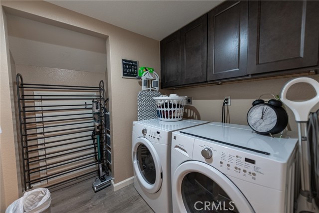 Detail Gallery Image 19 of 56 For 10 Valley Crest Rd, Simi Valley,  CA 93065 - 3 Beds | 2/1 Baths