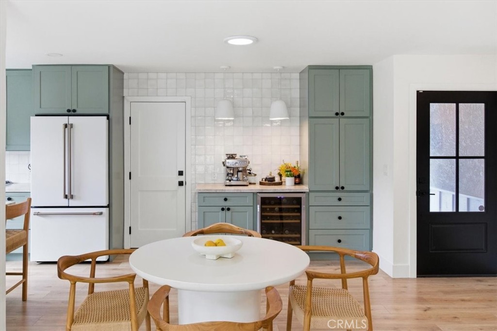 1438 Kurtz - photo 8