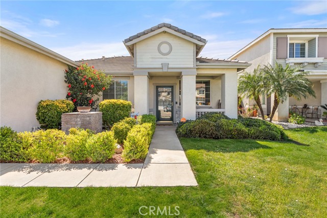 Detail Gallery Image 4 of 38 For 26361 Camino Largo, Moreno Valley,  CA 92555 - 4 Beds | 2 Baths