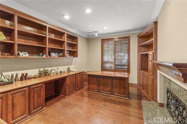 8135 E Hayden Court, Anaheim CA: https://media.crmls.org/medias/cb0779bf-c64b-437d-9744-733b56280eaa.jpg