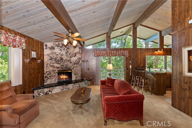 Detail Gallery Image 10 of 45 For 965 Lausanne Dr, Crestline,  CA 92325 - 4 Beds | 2/1 Baths