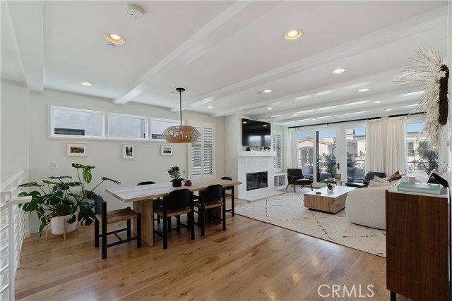 428 21st Pl, Manhattan Beach, California 90266, 3 Bedrooms Bedrooms, ,3 BathroomsBathrooms,Residential,Sold,21st Pl,SB25012241