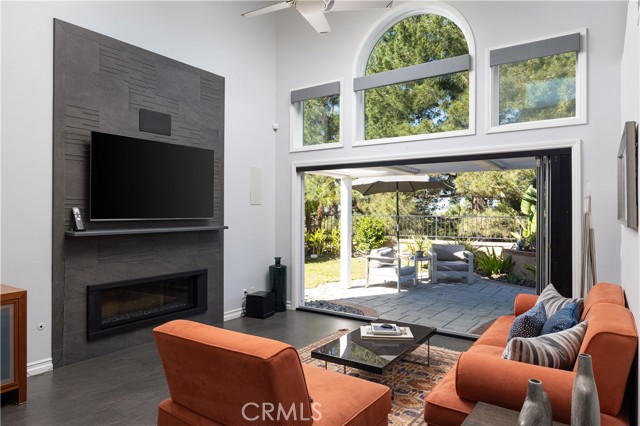 Detail Gallery Image 2 of 39 For 21195 Whitebark, Mission Viejo,  CA 92692 - 3 Beds | 2 Baths