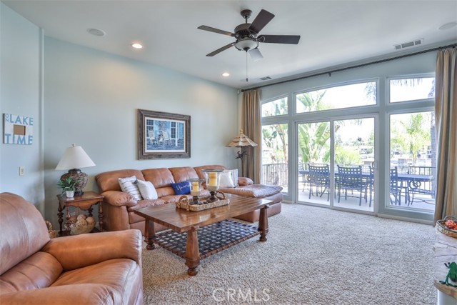 Detail Gallery Image 10 of 70 For 22818 Gray Fox Dr, Canyon Lake,  CA 92587 - 6 Beds | 3/1 Baths