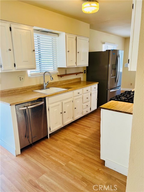 Detail Gallery Image 5 of 15 For 7124 Ramona Ave, Rancho Cucamonga,  CA 91701 - 5 Beds | 1 Baths