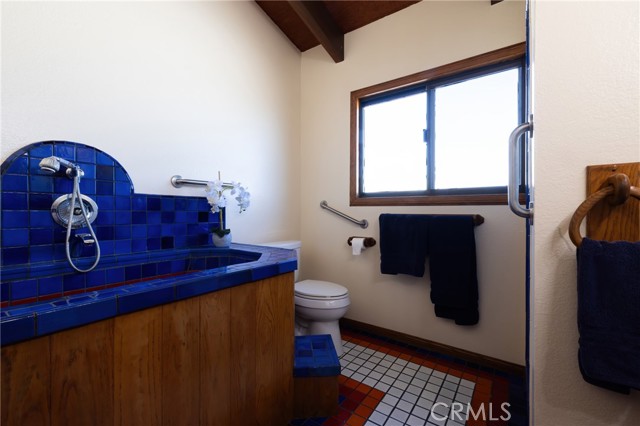 1323 Silvius Avenue, San Pedro CA: https://media.crmls.org/medias/cb09d677-e2ae-412f-a716-669b407e66db.jpg