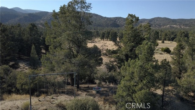 16469 Curtis Trail, Frazier Park CA: https://media.crmls.org/medias/cb09d998-10f7-46dd-8fb8-ef3f315970f8.jpg