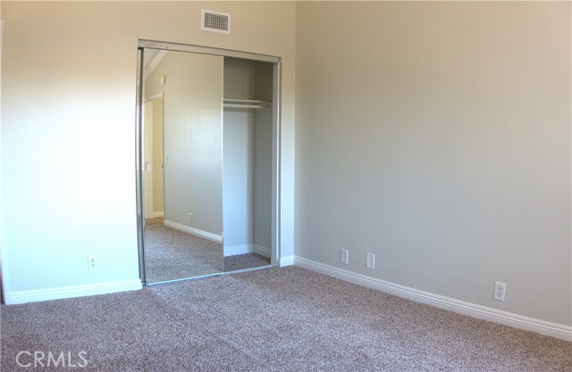 Detail Gallery Image 17 of 24 For 5250 Colodny Dr #12,  Agoura Hills,  CA 91301 - 3 Beds | 3/1 Baths
