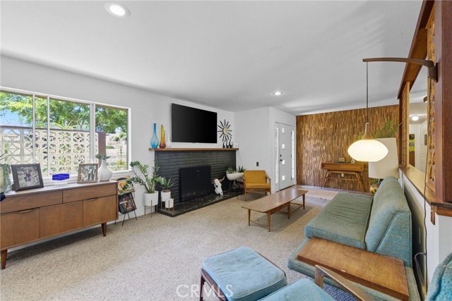 Detail Gallery Image 15 of 49 For 22698 Eton Dr, Grand Terrace,  CA 92313 - 4 Beds | 2 Baths