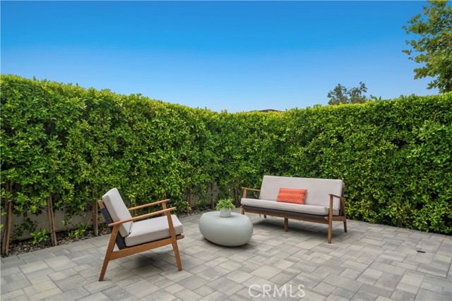 14157 Tiara Street, Sherman Oaks CA: https://media.crmls.org/medias/cb0cda7e-190f-4184-939c-44f1a3b0266e.jpg