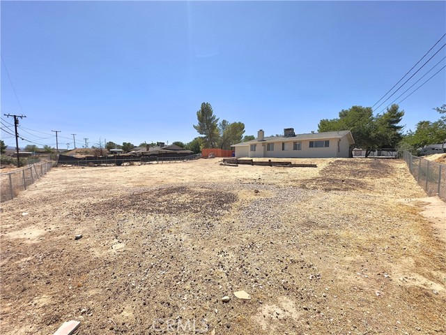 15967 Culver Road, Victorville CA: https://media.crmls.org/medias/cb0e3be5-e51f-405d-b159-5a3b6d8fbb91.jpg