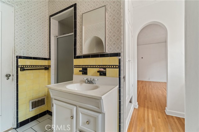 Detail Gallery Image 46 of 51 For 138 N Swall Dr, Beverly Hills,  CA 90211 - – Beds | – Baths