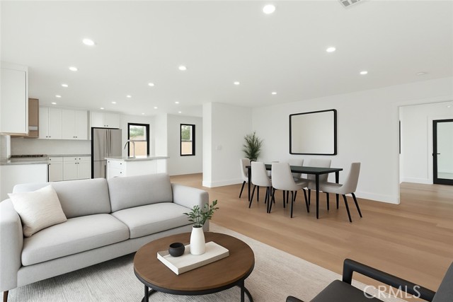 Detail Gallery Image 9 of 38 For 8334 Winsford Ave, Los Angeles,  CA 90045 - 5 Beds | 4 Baths