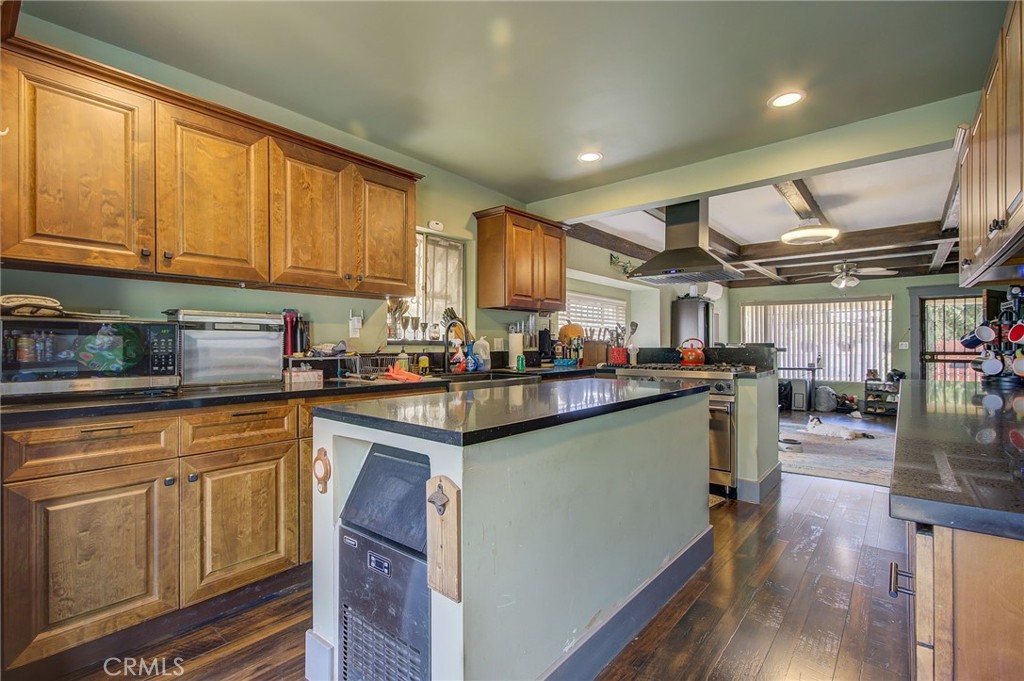 MLS #SR25235612 image #14