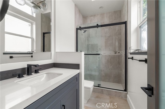 Detail Gallery Image 17 of 50 For 1303 Harkness Ln, Redondo Beach,  CA 90278 - 5 Beds | 4/1 Baths