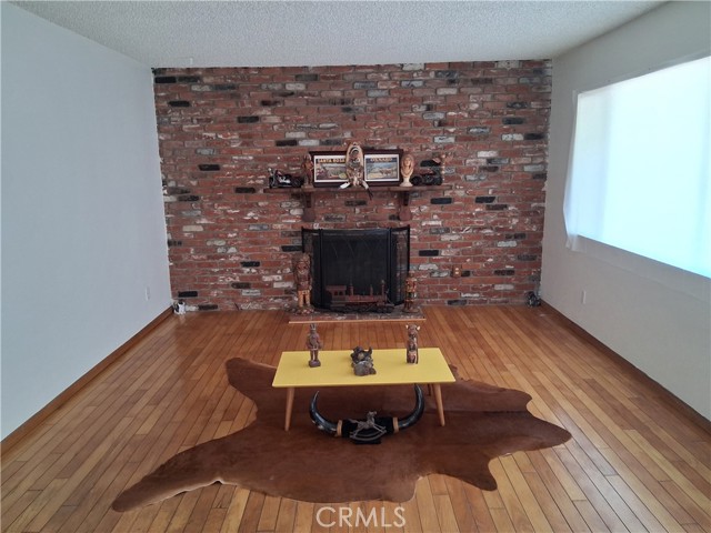 12587 Bradley Avenue photo 9