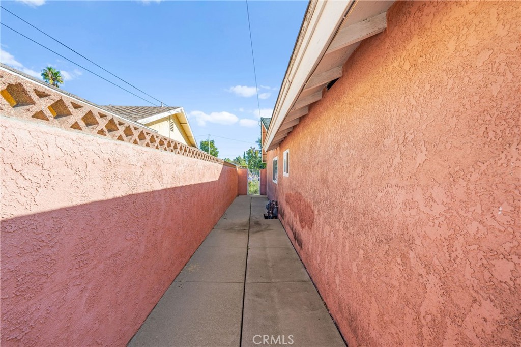 Cb11D22F 272E 4609 92B4 9031Fee5C50F 1361 N 3Rd, Upland, Ca 91786 &Lt;Span Style='BackgroundColor:transparent;Padding:0Px;'&Gt; &Lt;Small&Gt; &Lt;I&Gt; &Lt;/I&Gt; &Lt;/Small&Gt;&Lt;/Span&Gt;