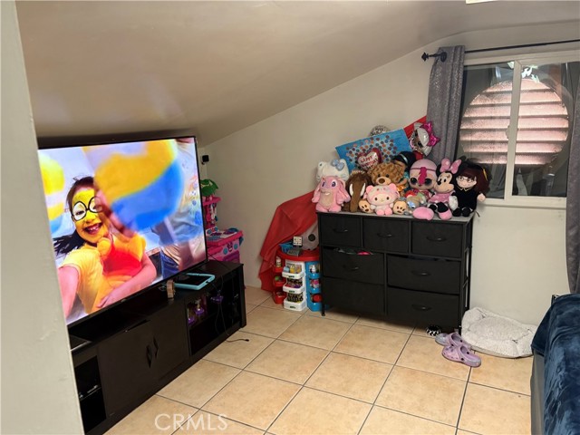 6628 Rose Avenue, Long Beach CA: https://media.crmls.org/medias/cb12efd2-7885-43a2-b0a4-33e9030d2216.jpg