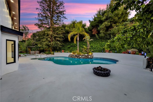 20101 Greenbriar Drive, Tarzana CA: https://media.crmls.org/medias/cb12f90c-3624-42c3-9b28-1605868261c8.jpg